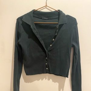 Brandy Melville cropped button down sweater